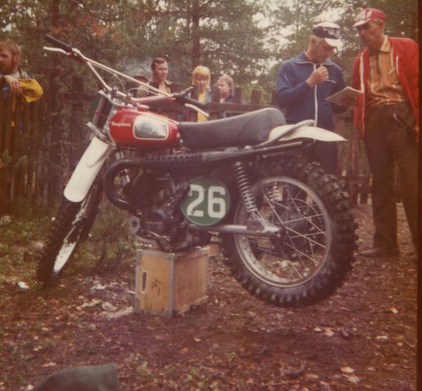 Hyvinkää GP-250 1973 Heikki Mikkolan tehdas-husse